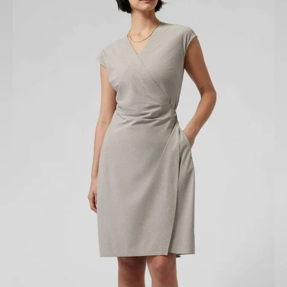 Athleta Newport Wrap Dress City Stripe Black/Sea Salt Medium - Picture 2 of 13